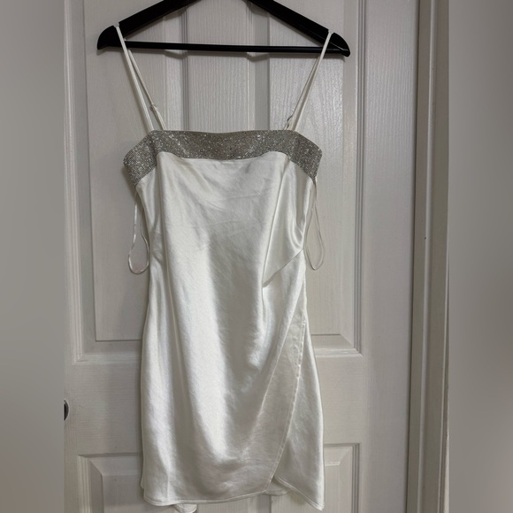 Klesis White Satin Mini Dress – Rhinestone Detail – Size M - Picture 2 of 14